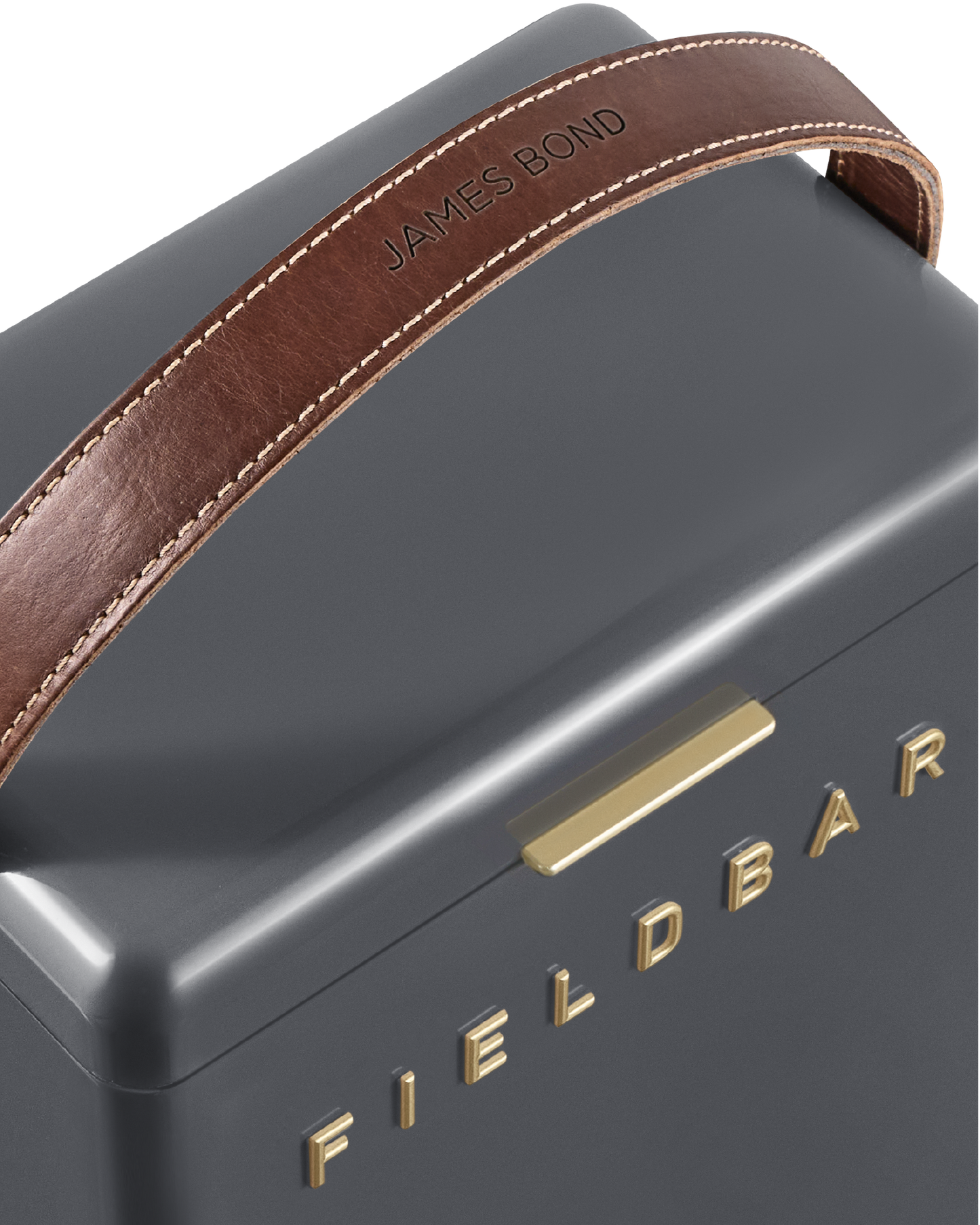 Close-up handle Oyster Grey Cooler Box – designer hardcase coolers