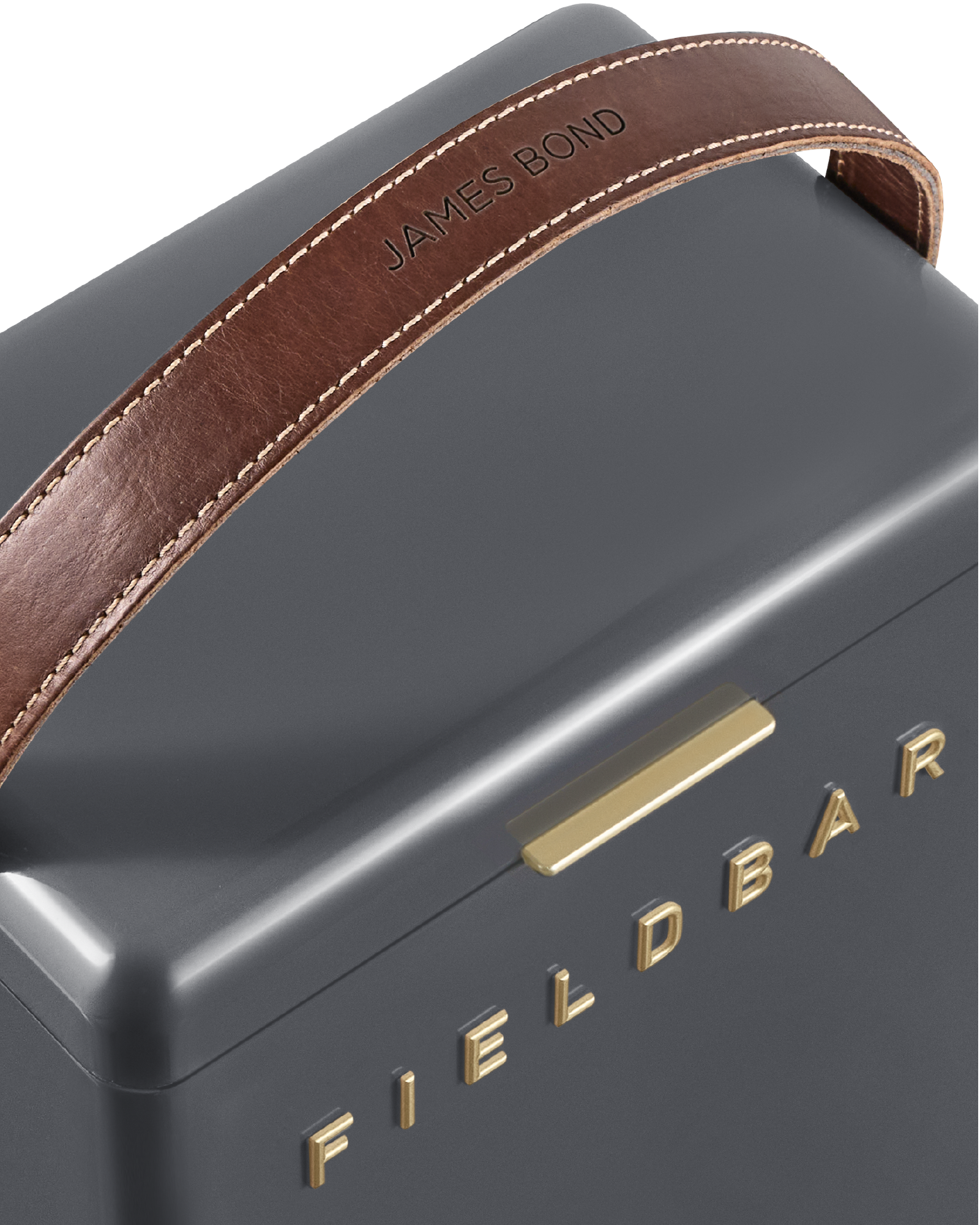 Close-up handle Oyster Grey Cooler Box – designer hardcase coolers