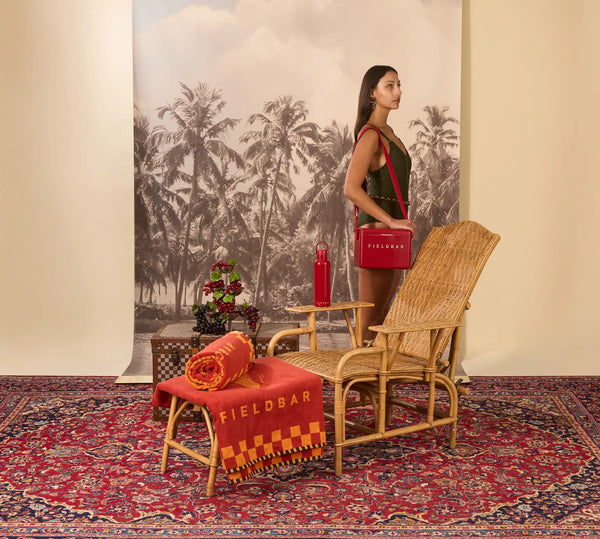 MINI BAR & FIELD BOTTLE / LOBSTER