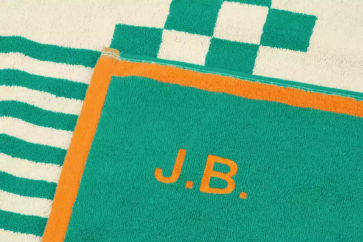 Seabed Beach & Bath Towel / Racing Checks