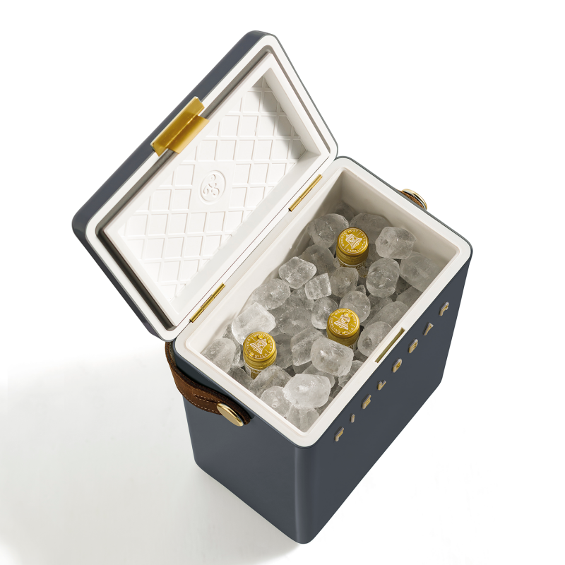 FIELDBAR - Oyster Grey Drinks Box. The perfect ice cooler box for your drinks